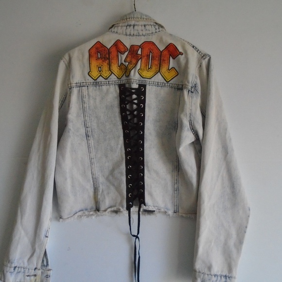 AC/DC women's acid wash jeans jacket size M laced - Picture 3 of 8